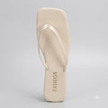 Sandalias blancas
